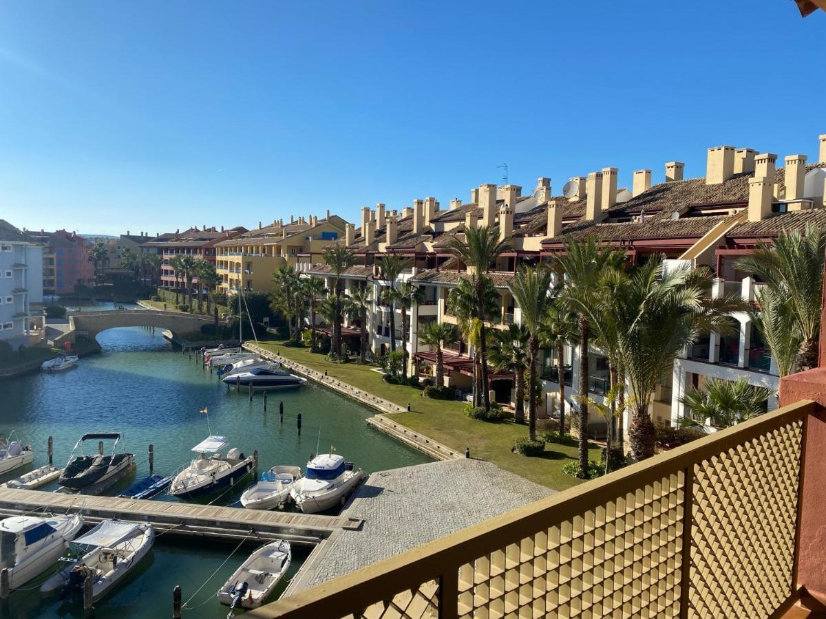 Apartamento Con Terraza Sobre La Marina De Sotogrande San Roque  Dış mekan fotoğraf