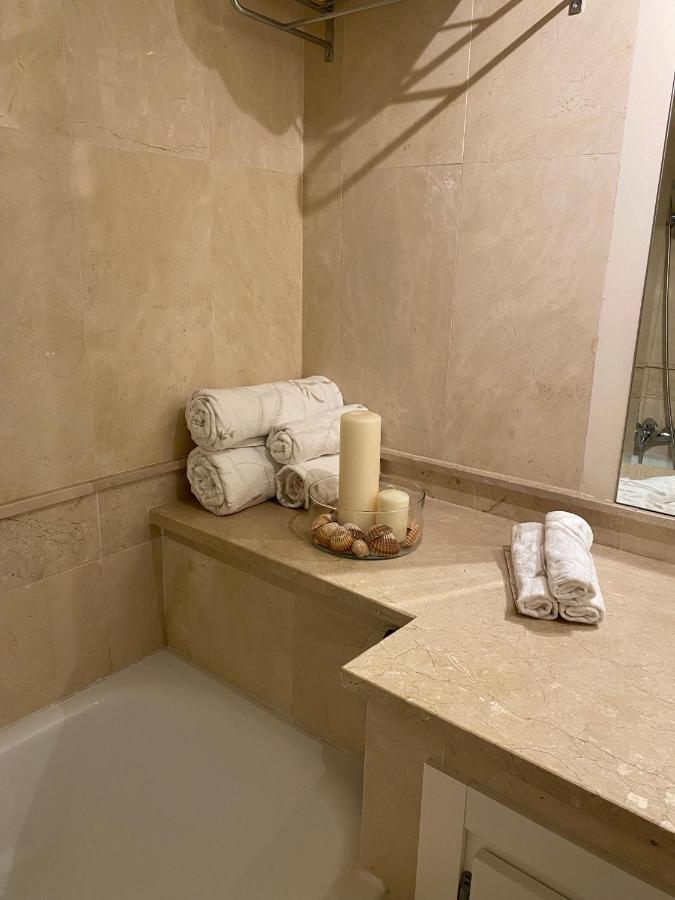 Apartamento Con Terraza Sobre La Marina De Sotogrande San Roque  Dış mekan fotoğraf