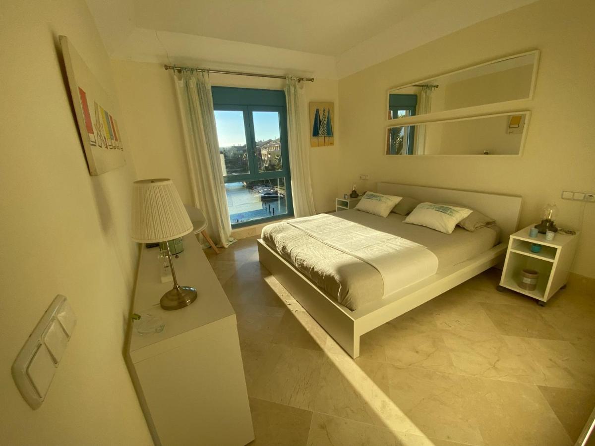 Apartamento Con Terraza Sobre La Marina De Sotogrande San Roque  Dış mekan fotoğraf